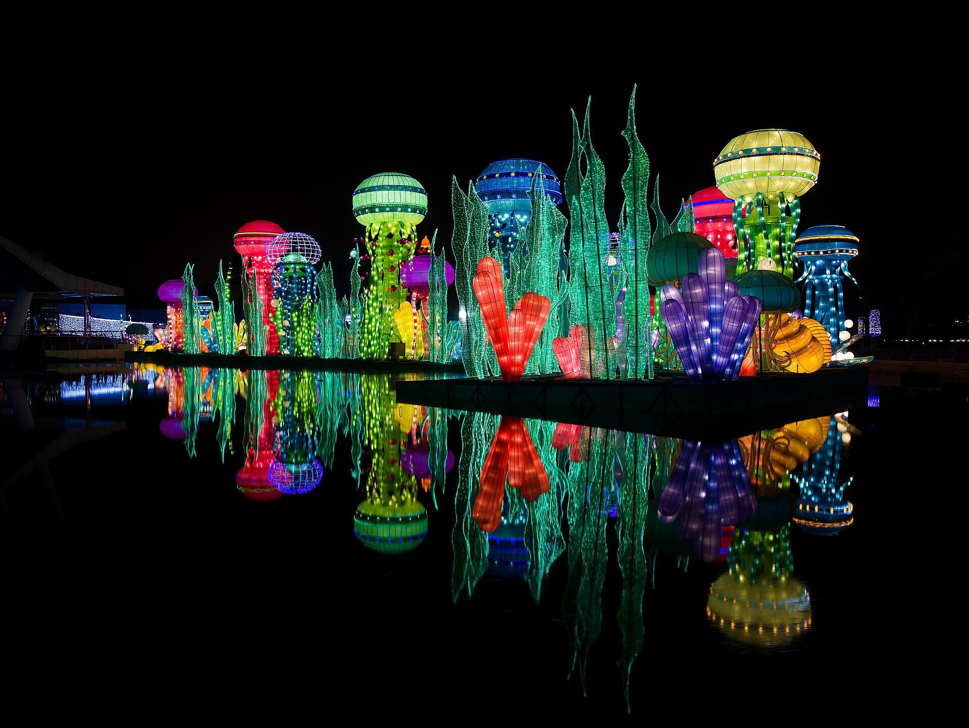 Dubai Garden Glow
