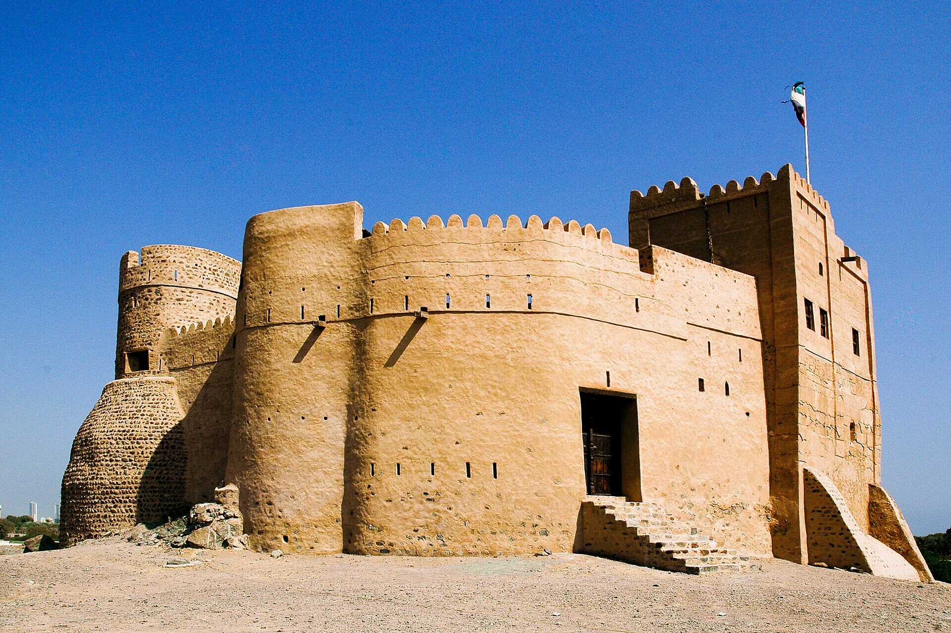 Fujairah Fort: UAE's oldest fort (1670) with AED 3 museum